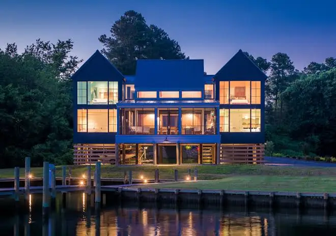 Top Waterfront Home Designs: Architectural Engineering and Coastal Master Planning